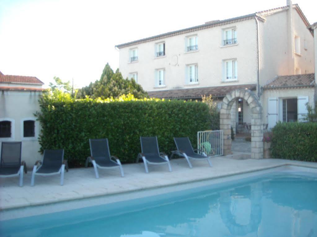 Hotel Ecusson Saint-Hilaire-de-Brethmas Dış mekan fotoğraf